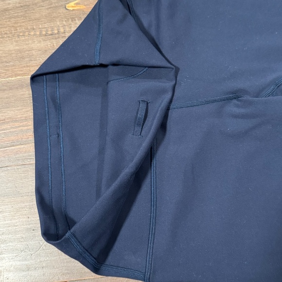 Lululemon Navy Wunder Train High-Rise Tight 28" - Picture 4 of 6